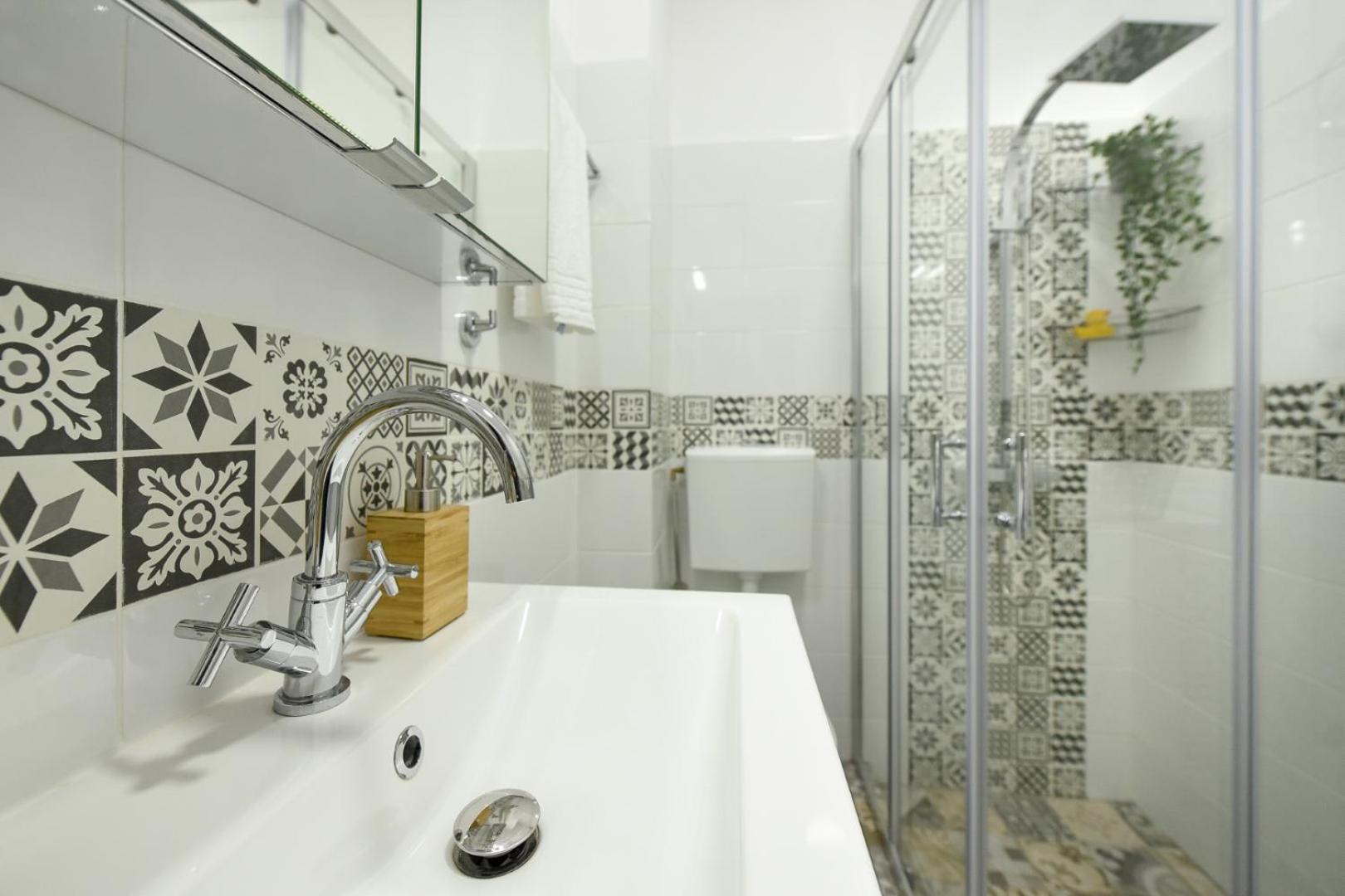 City Center Getaway - Cozy Accommodation For Your Perfect Stay Bucharest Room photo