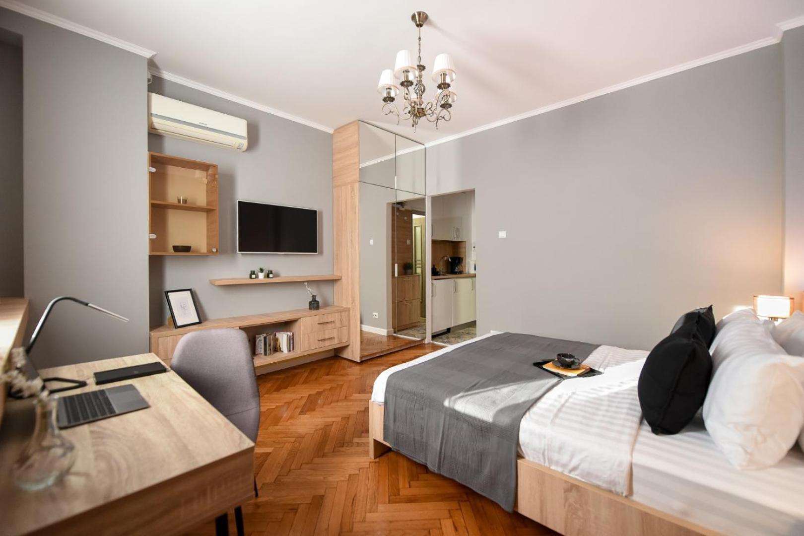 City Center Getaway - Cozy Accommodation For Your Perfect Stay Bucharest Exterior photo