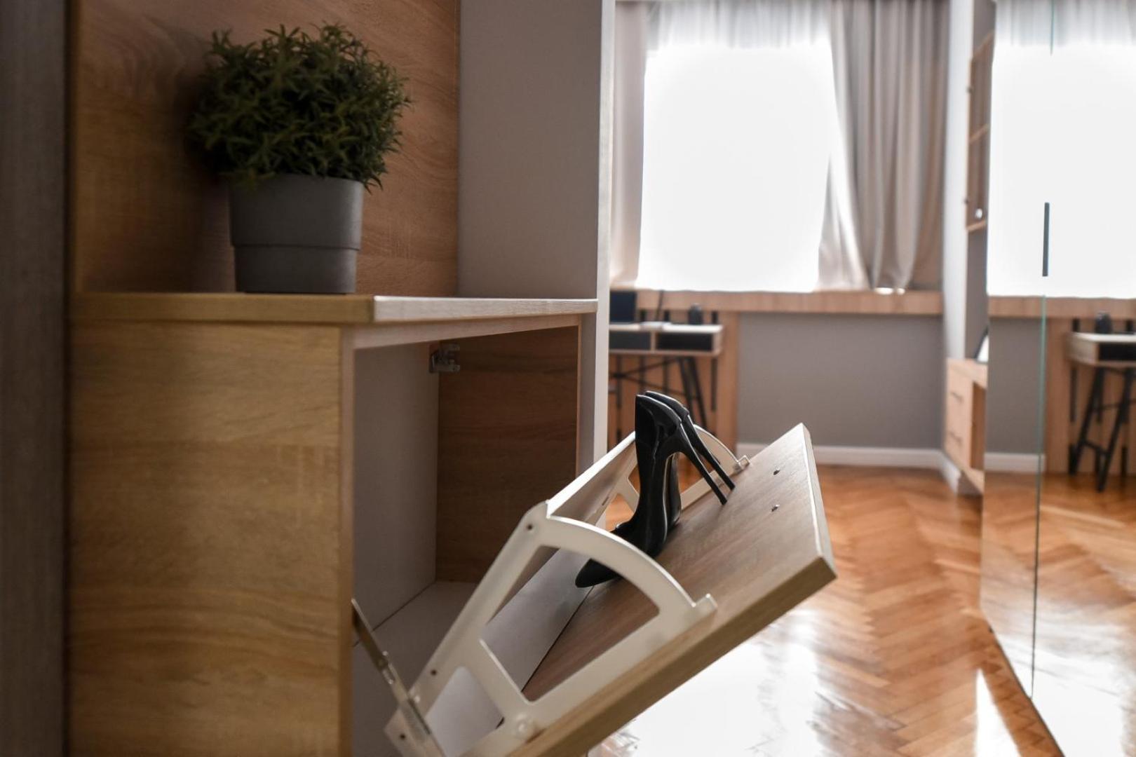 City Center Getaway - Cozy Accommodation For Your Perfect Stay Bucharest Room photo