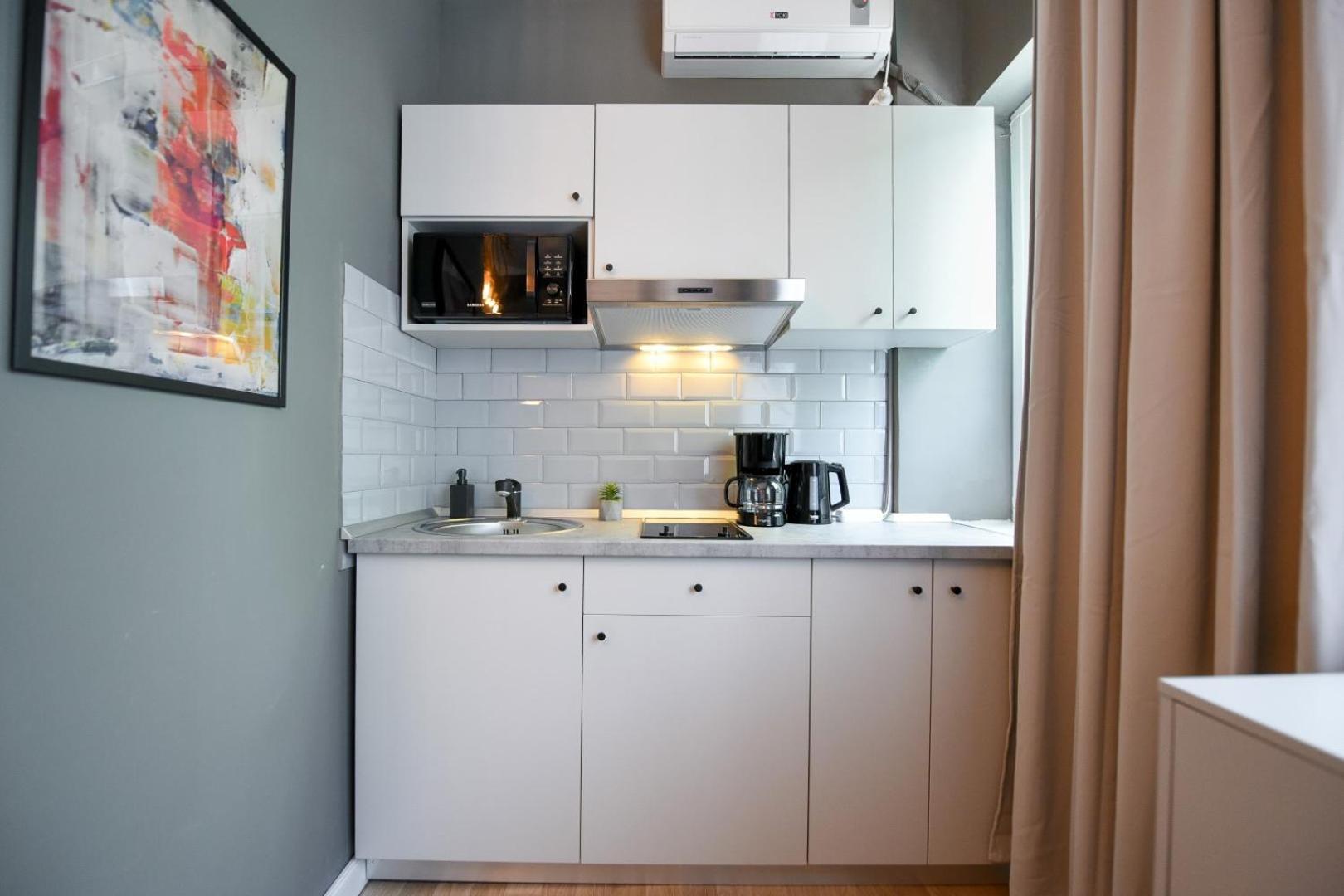 City Center Getaway - Cozy Accommodation For Your Perfect Stay Bucharest Room photo