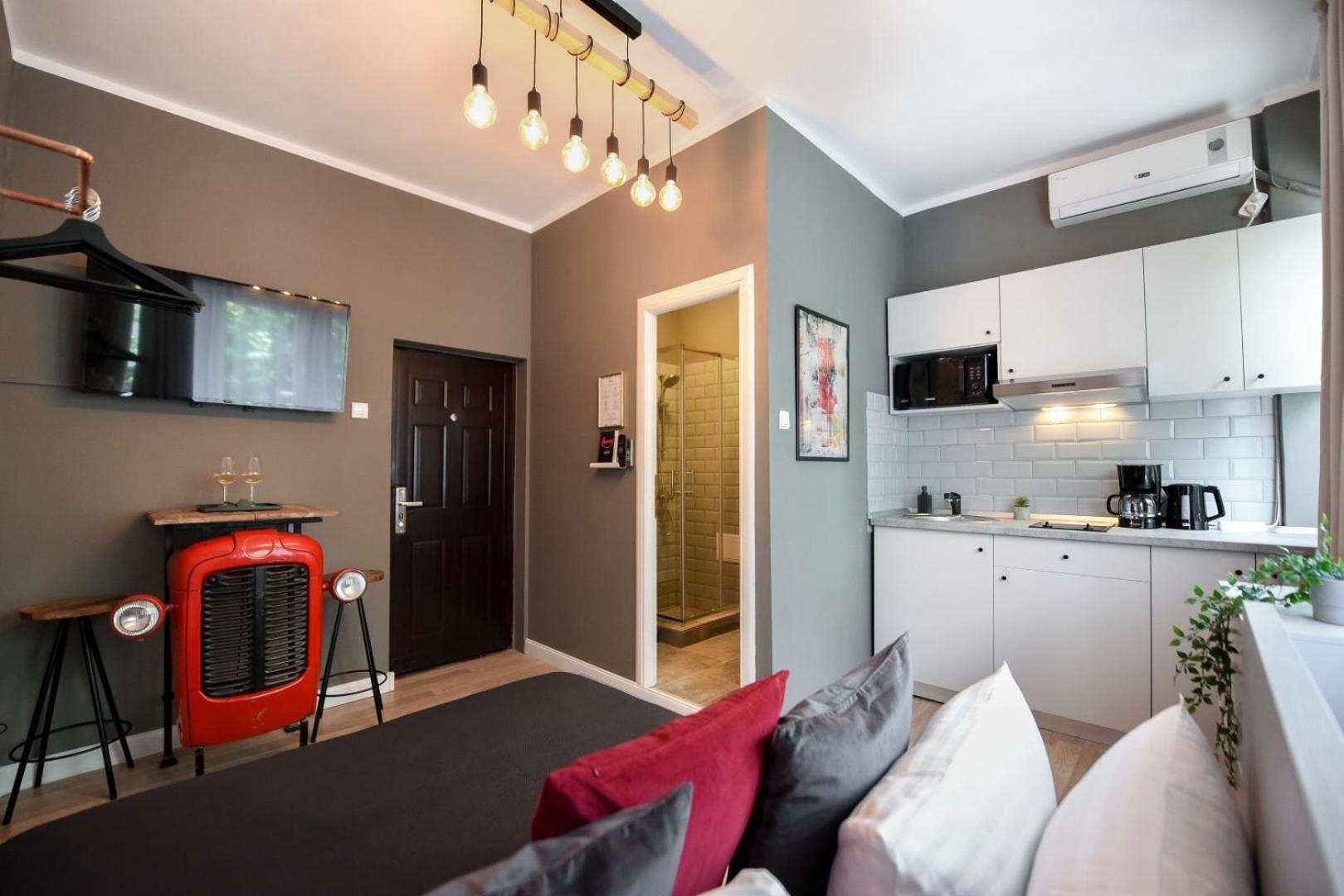 City Center Getaway - Cozy Accommodation For Your Perfect Stay Bucharest Room photo